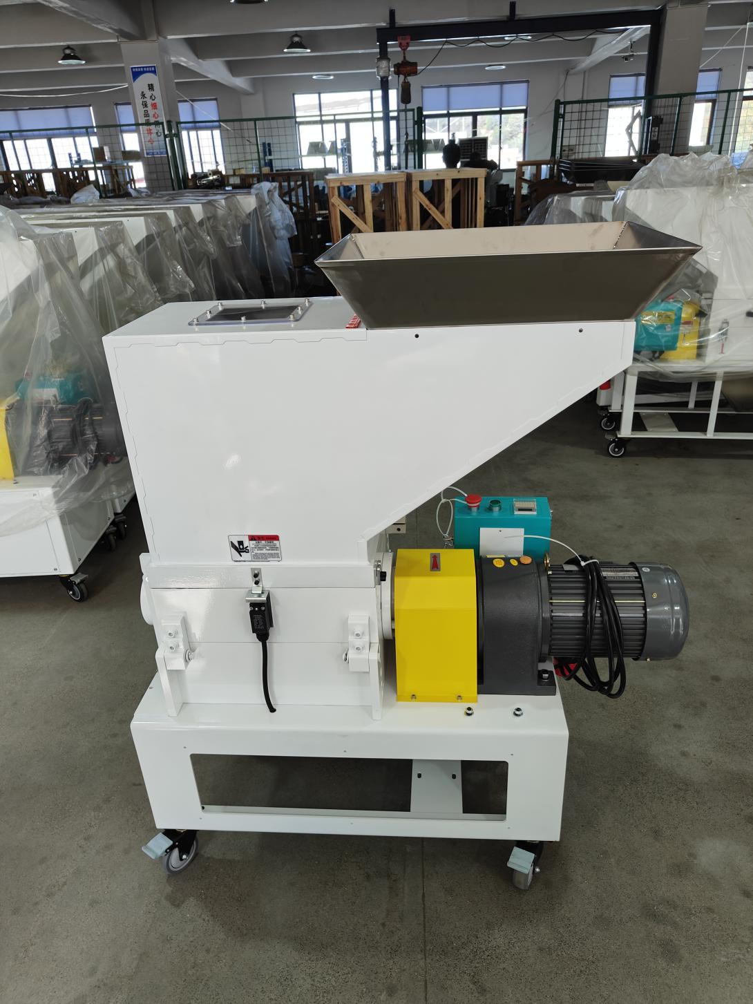 Slow Speed Crusher PN1-CH 3HP