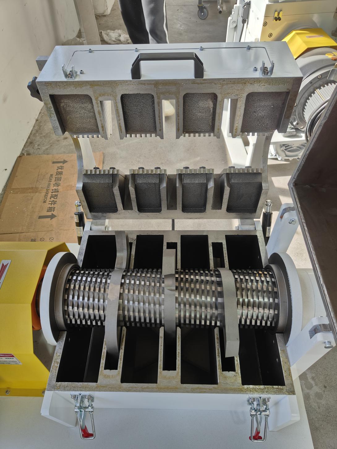 Slow Speed Crusher PN1-CH 5HP